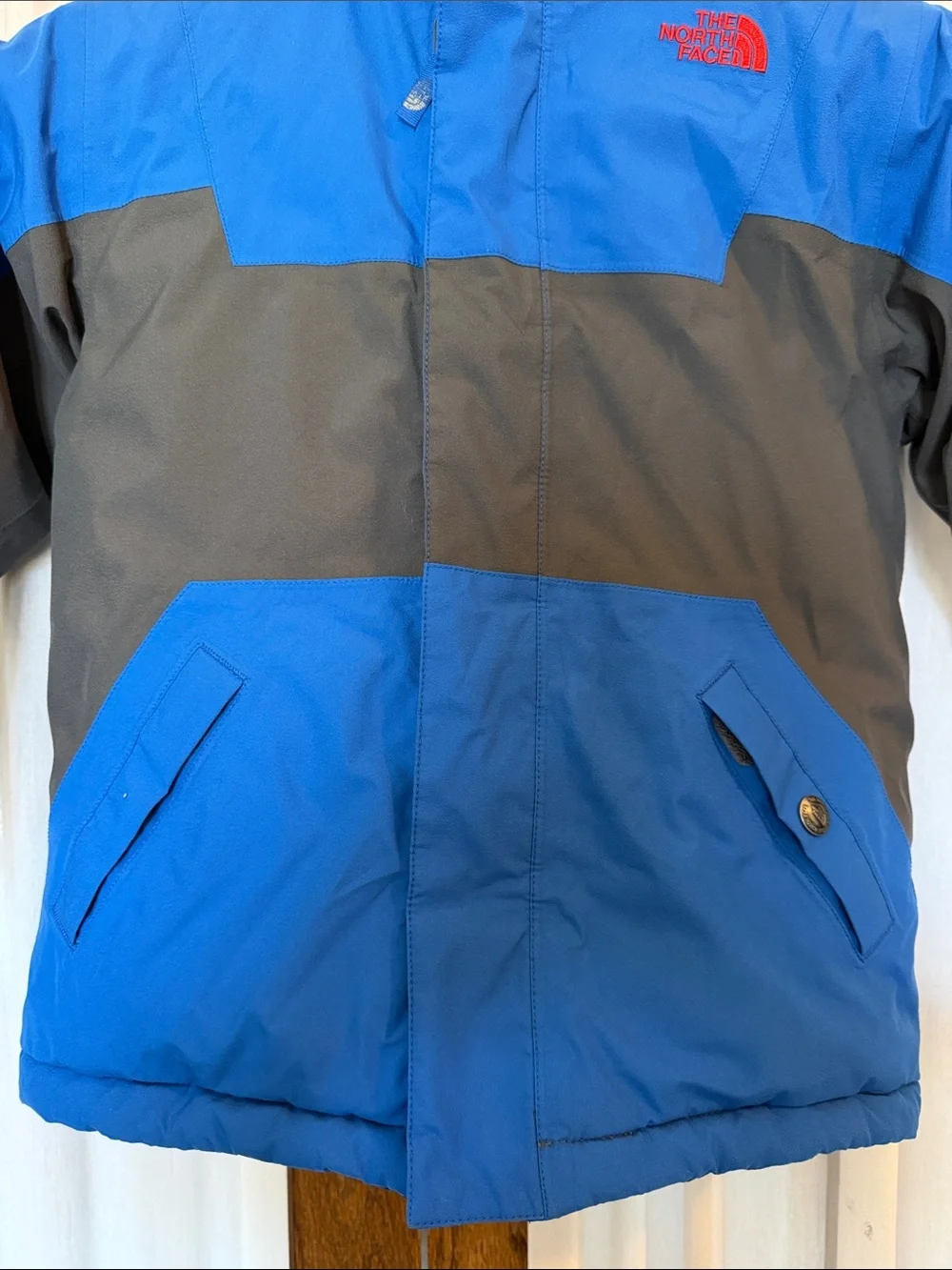 The North Face Blue Gray Hyvent All Weather Winter Jacket